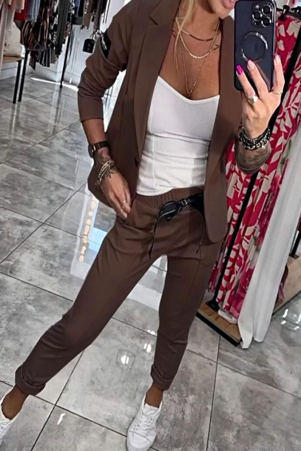Moxie™ Zweiteiliges Damen-Set Oberteil mit Jacke und Gummizug