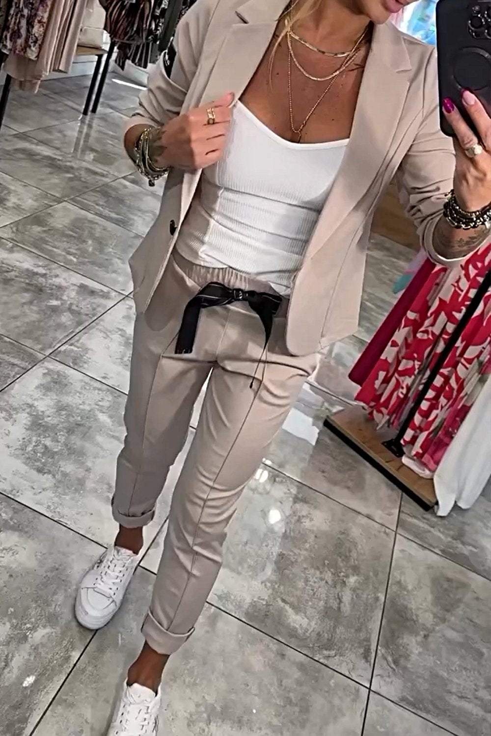 Moxie™ Zweiteiliges Damen-Set Oberteil mit Jacke und Gummizug