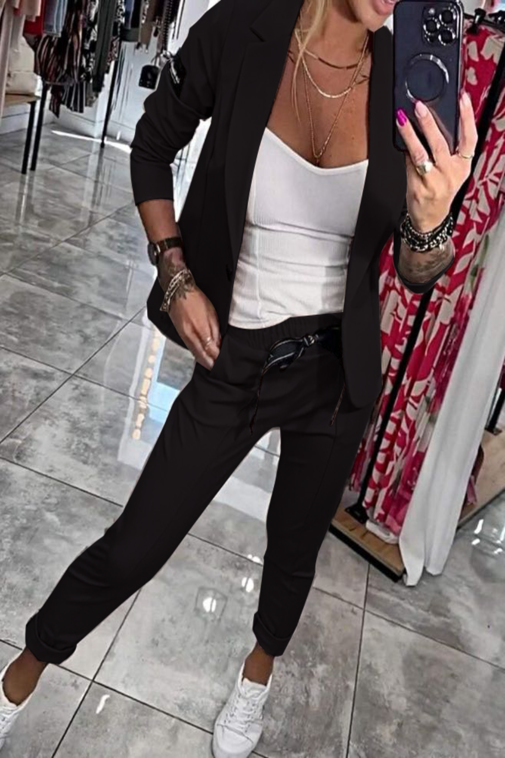 Moxie™ Zweiteiliges Damen-Set Oberteil mit Jacke und Gummizug